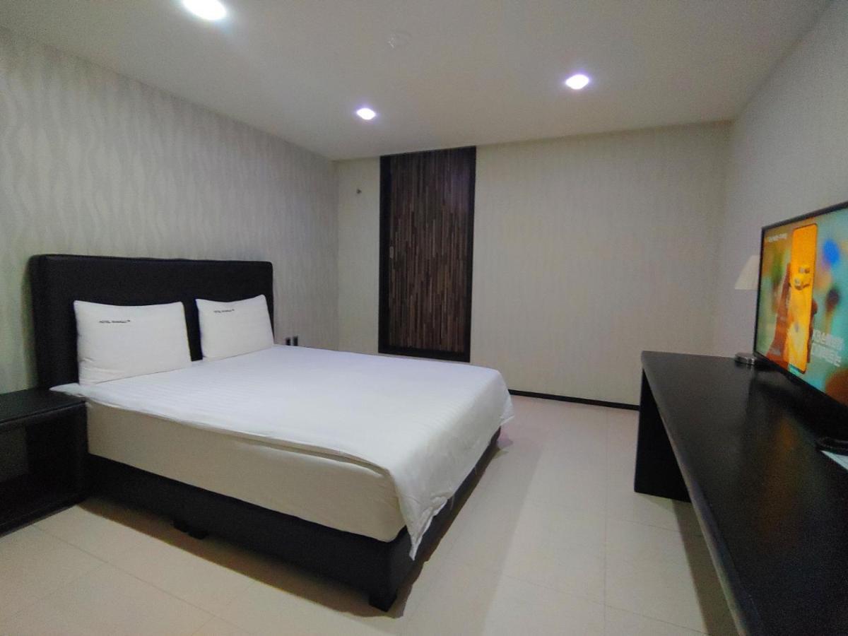 Hotel Rhangju Seogwipo Ngoại thất bức ảnh