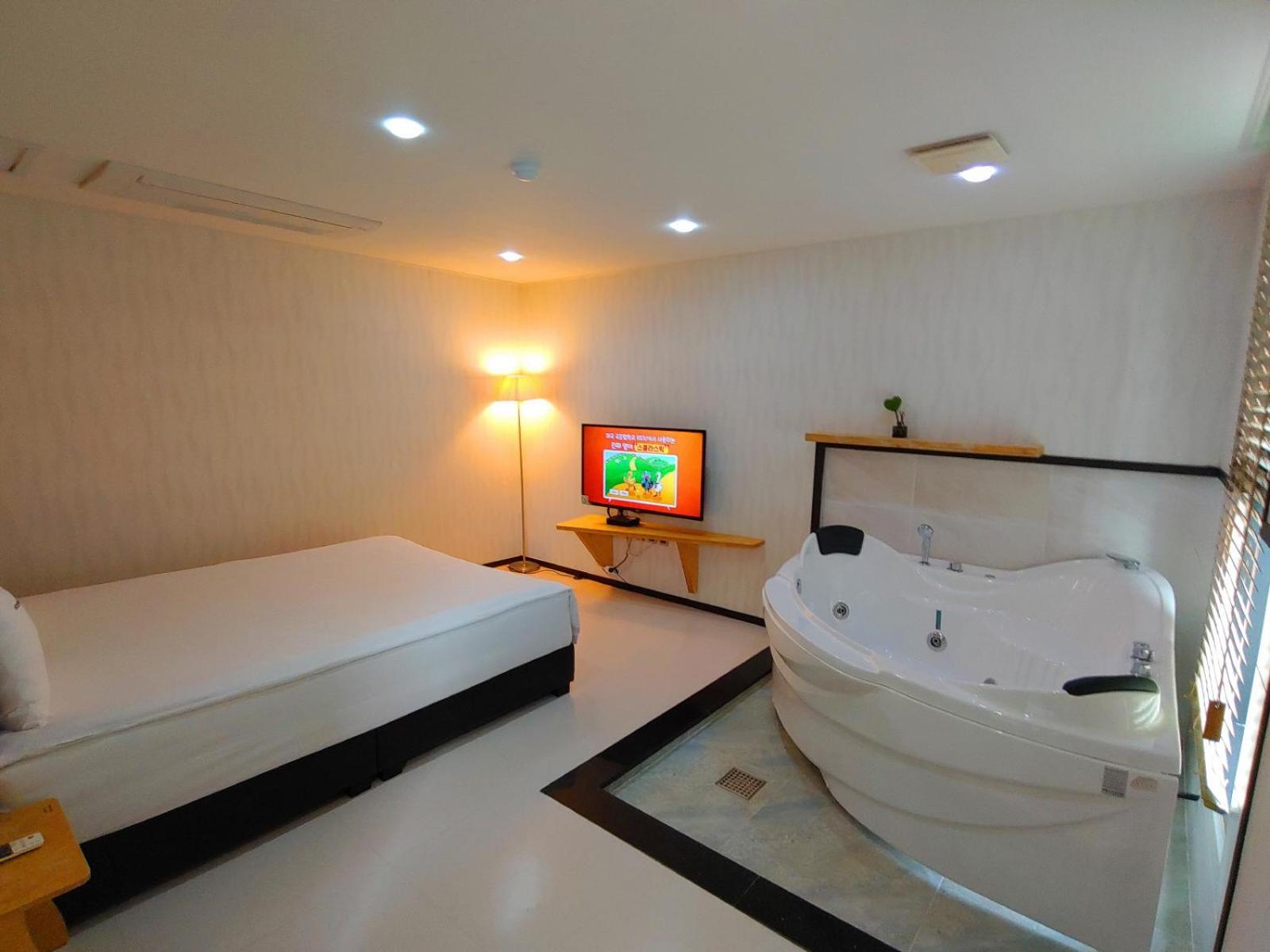 Hotel Rhangju Seogwipo Ngoại thất bức ảnh